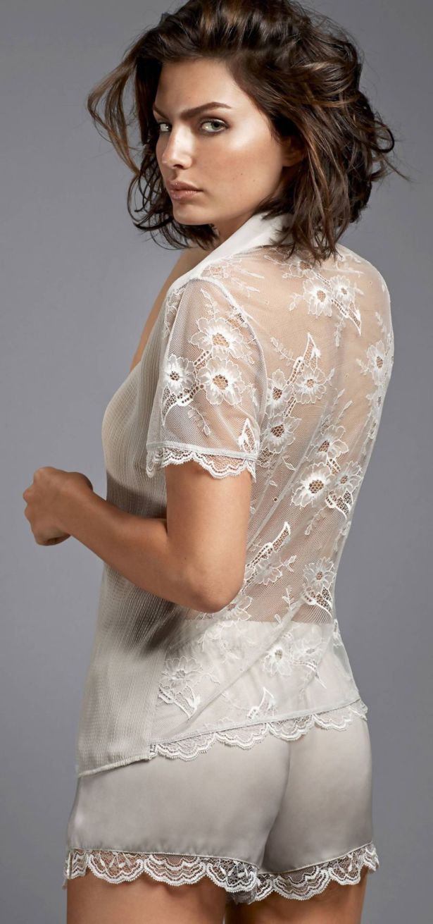 Alyssa Miller Poses For Intimissimi