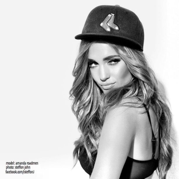 Gorgeous Amanda Roadmen Photo Gallery