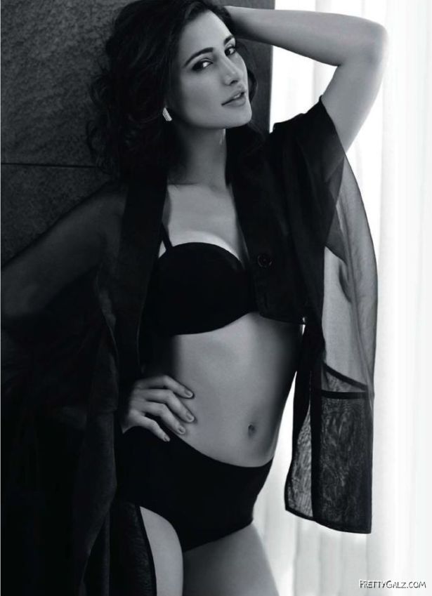 Awesome Nargis Fakhri Photo Gallery