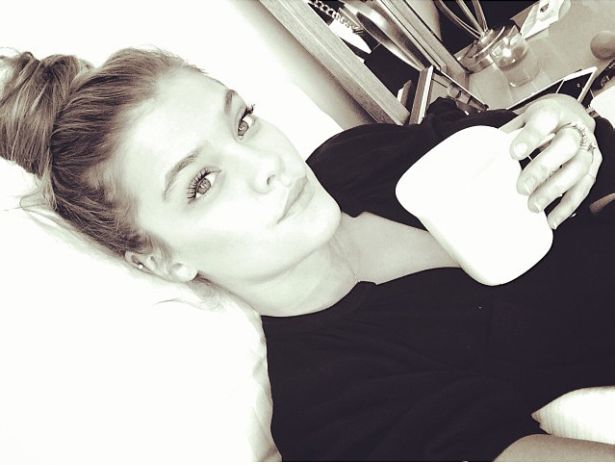 Nina Agdal On Instagram, Twitter, Facebook Pictures